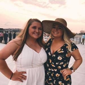 Meet your Posher, Dana